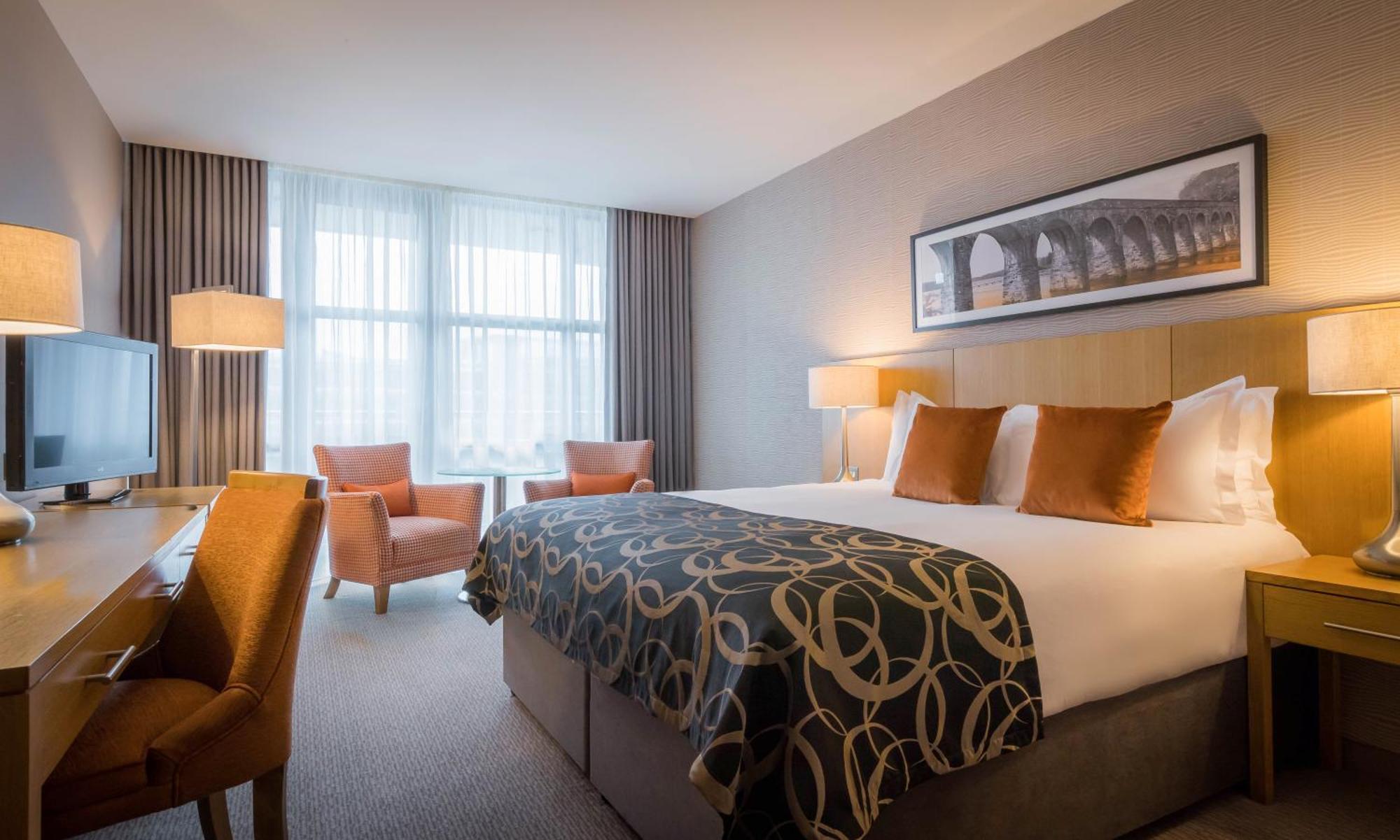 Deluxe Double & Single Room