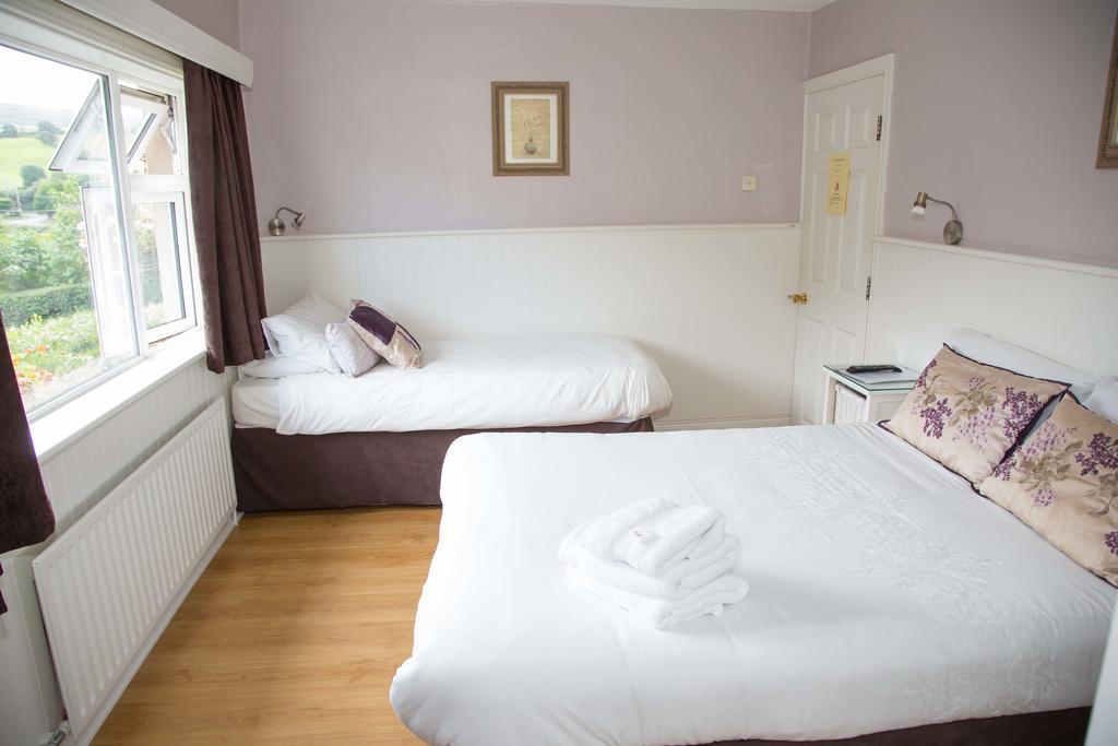 Tweepersoonskamer met 1 of 2 Bedden en Eigen Badkamer